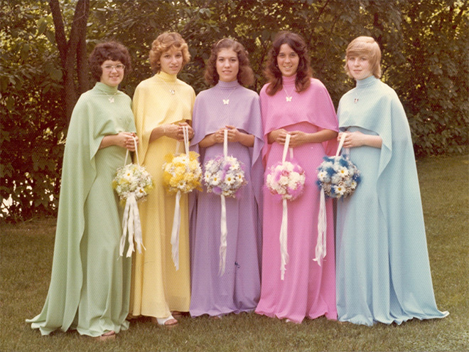 Hilariously Ugly Vintage Bridesmaids Dresses That Show How