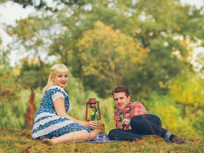 Hilariously horrifying engagement photoshoot.