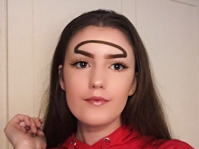 Why have two ordinary eyebrows when one weird eyebrow is enough? Right? Right? Wrong.