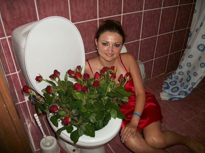 Very seductive profile pic from Russian dating site.
