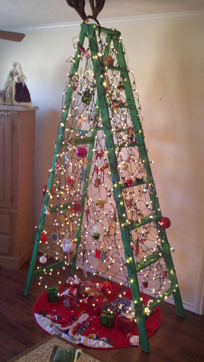 Lazy Christmas tree.
