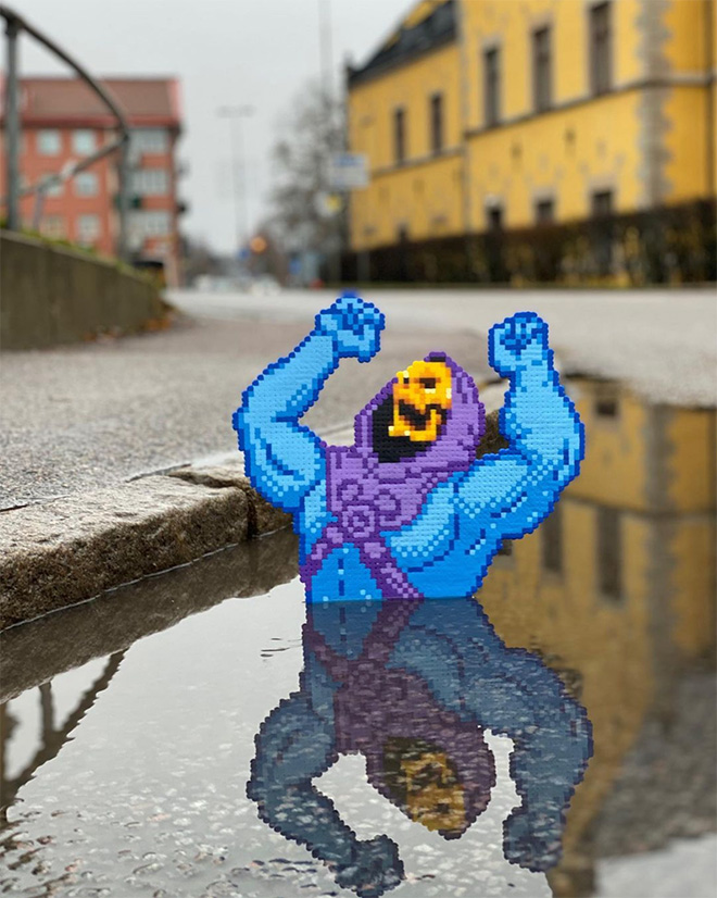 Pixel street art by Johan Karlgren.