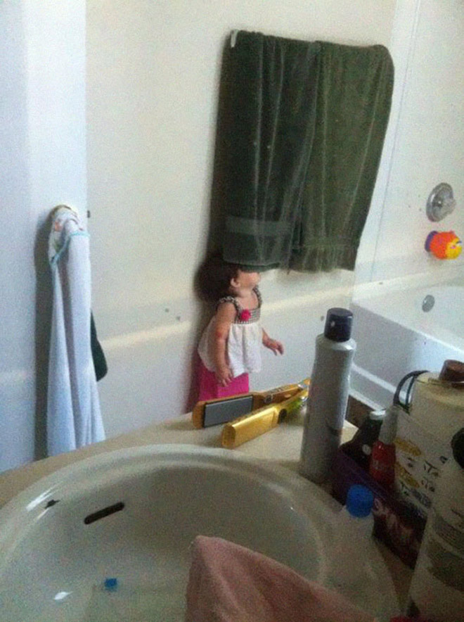 Some kids are terrible at Hide-And-Seek.