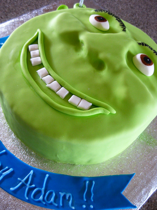 Shrek cake fail.