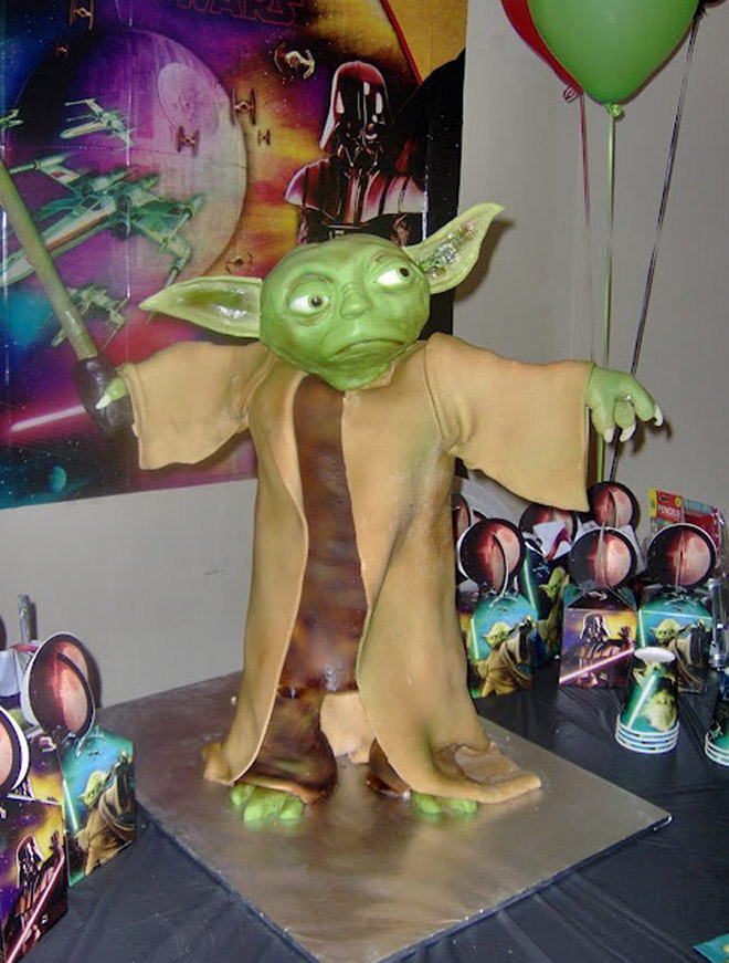 Some Yoda cakes should have never been made...