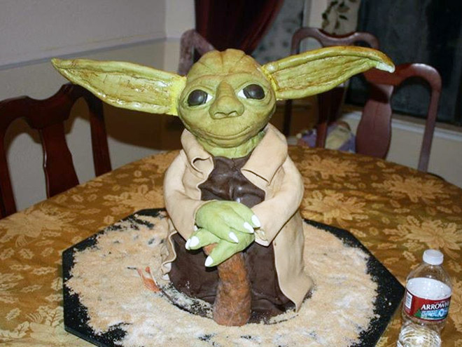 Some Yoda cakes should have never been made...