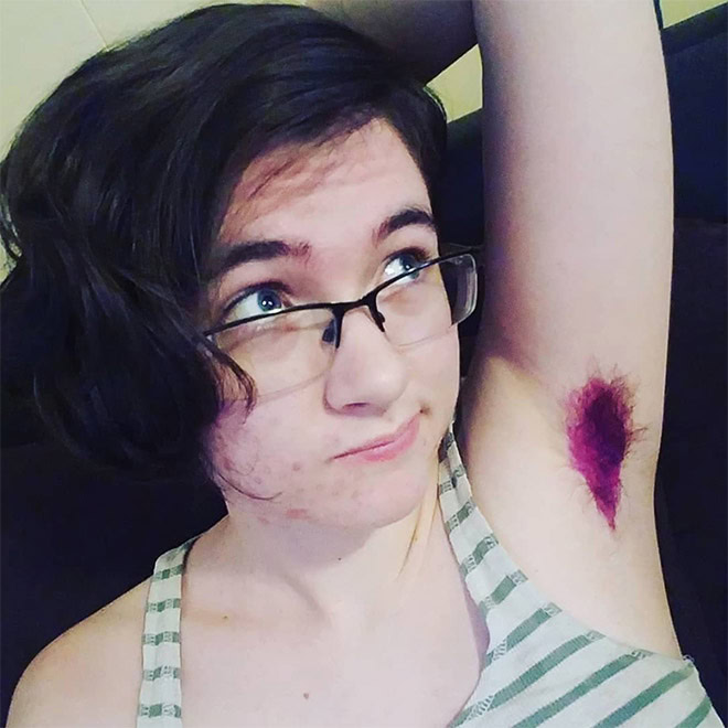 Dyed armpits.